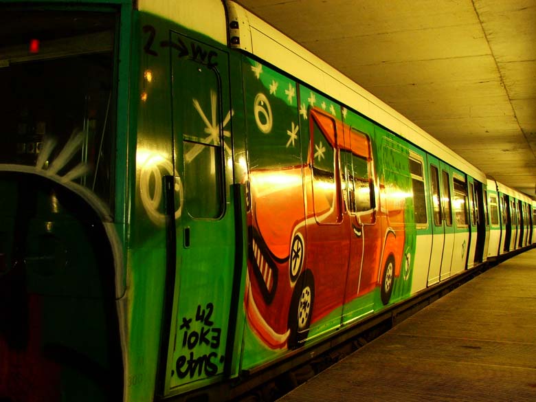 ioke42 | metro | paris