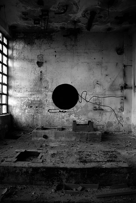 slow | budapest | hungary | black