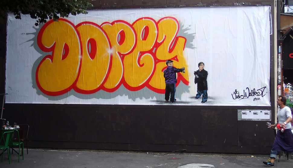 nick-walker orange billboard lemur paris