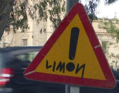  limon roadsign valencia spain