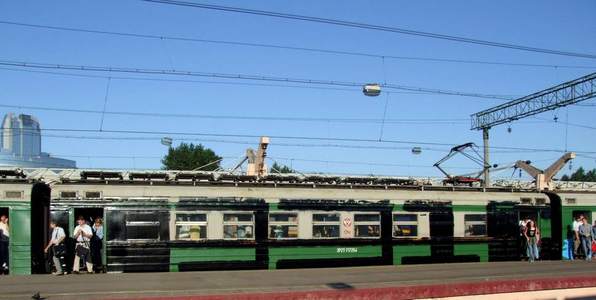  0331c moscow train wholecar russia