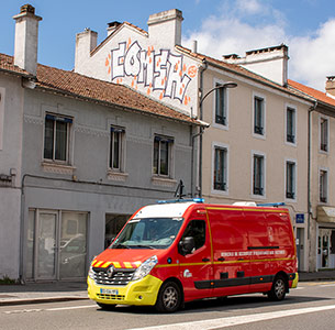 pau france silver rooftop comsa