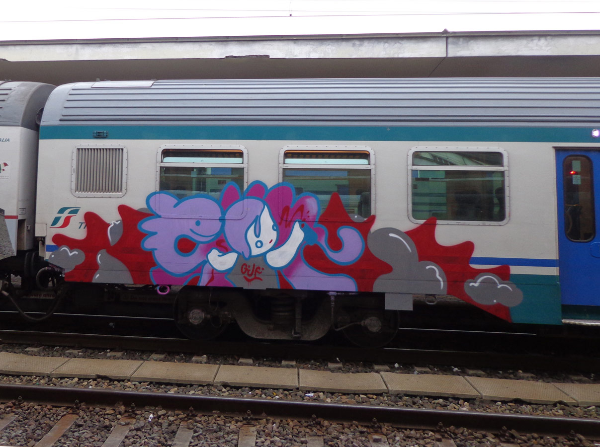 italy train purple gue