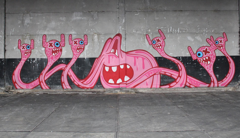  ox-alien pinwin pink octopus rotterdam netherlands