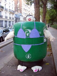  david-gouny trash green paris