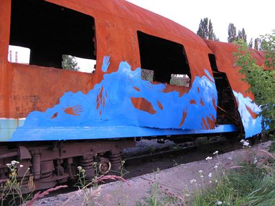  aris trashtrain abstract blue germany