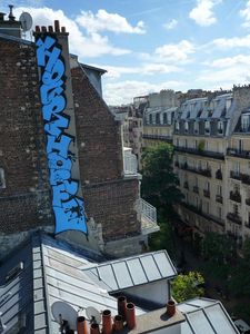  hour horfe blue rooftop paris