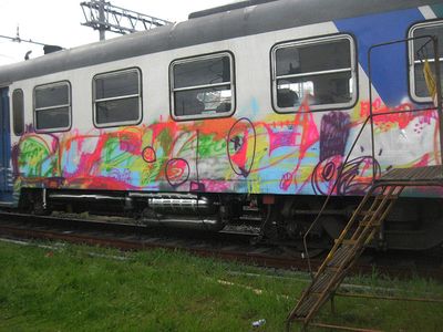 italy train fluo train-italy -ero-