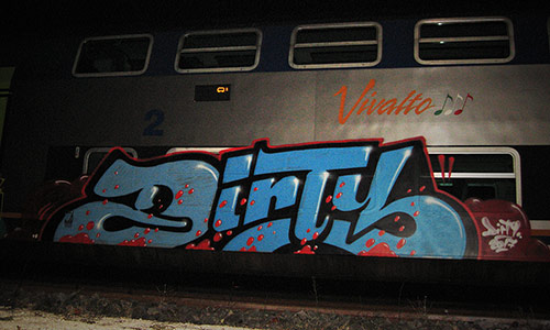 italy blue train train-italy _dirty_