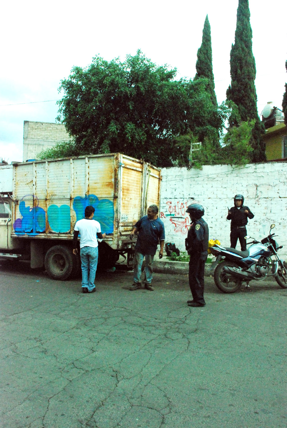  suble process truck police mexico summer11