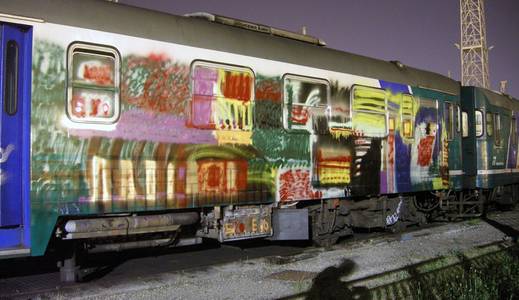 wholecar train-italy -ero-