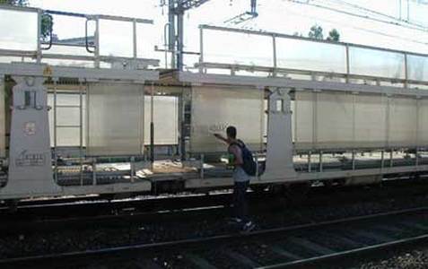  elock process freight train-montpellier