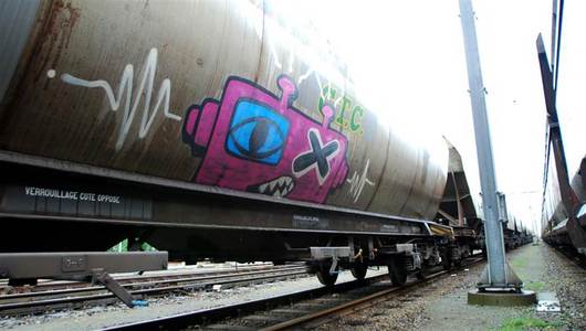  ox-alien platzak-crew freight netherlands