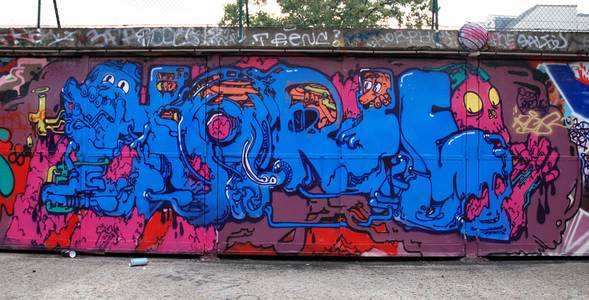  horfe blue paris