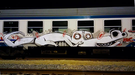 italy train crocodile mr-fijodor