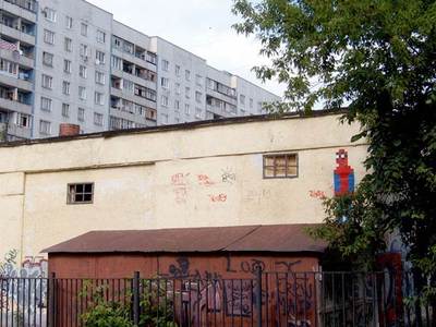  r8bit -r- superhero moscow russia pixel