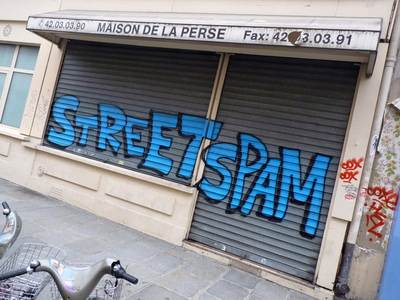  -boris- blue shutters paris