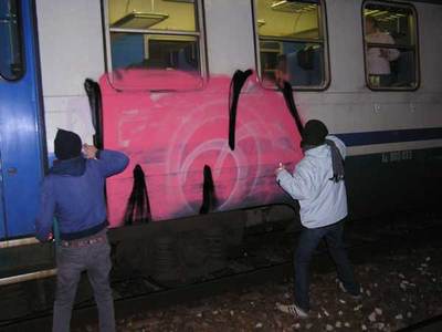  mea train process trieste pink train-italy