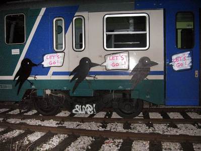  elfo bird train italy