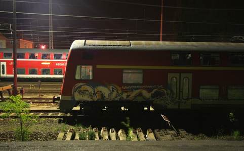 shlomo night train germany