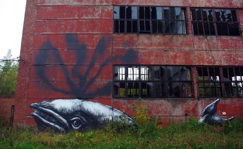  roa 0331c whale moscow russia fall10