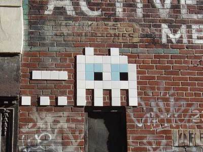  spaceinvader redbricks nyc