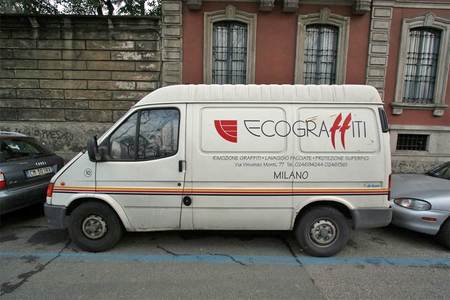  ecograffiti truck buff italy