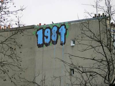  1984 rooftop blue paris