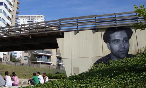  alberto-de-pedro bridge barcelona portrait