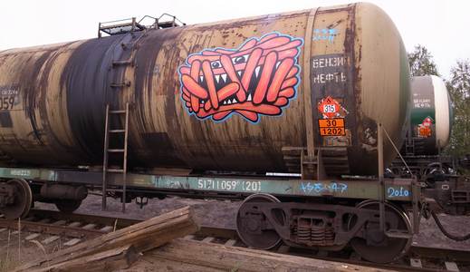  xlvii tse47 red freight moscow russia