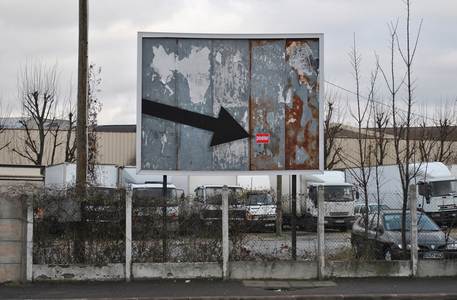 paris billboard ox-