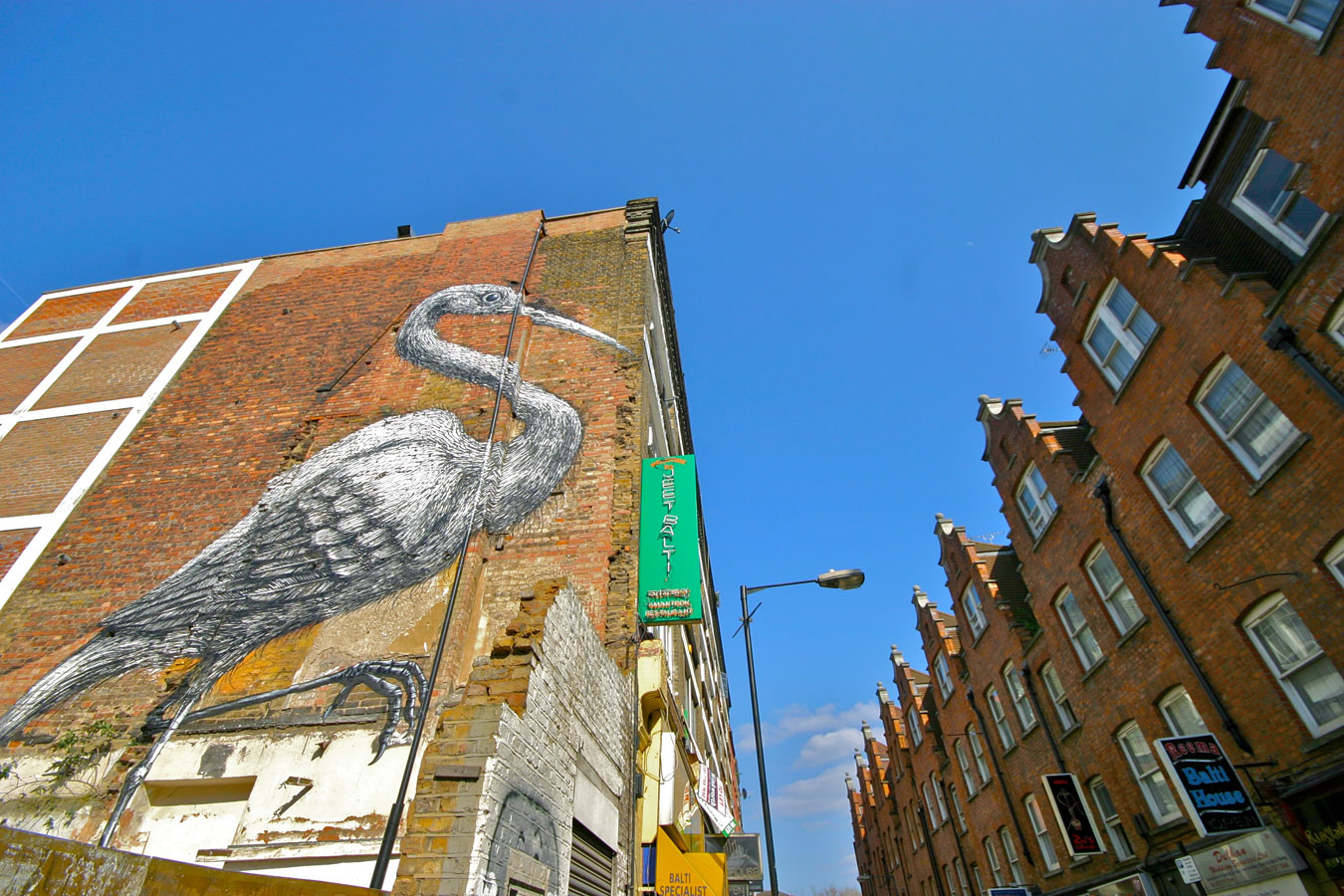 roa | bird | big | london | ukingdom | graffiti | street art