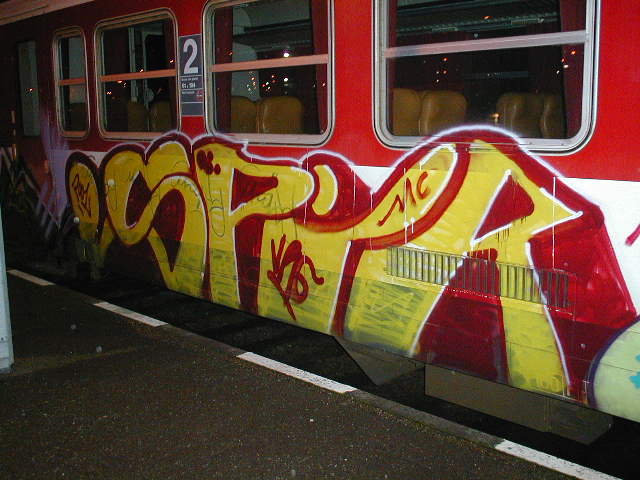 yellow vr6 train-bordeaux spir