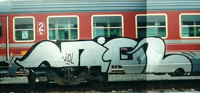  viol akrew train-bordeaux