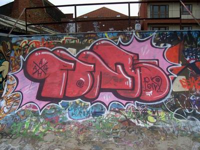  ponk aagh bristol skate red ukingdom