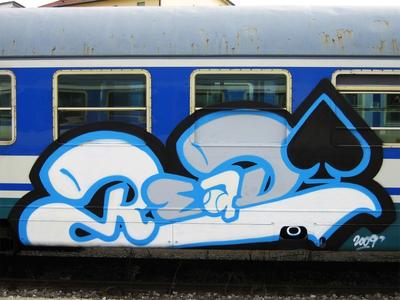  read wons train blue italy