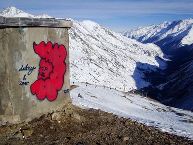  dobry red snow russia