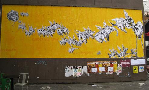  titi-from-paris yellow lemur billboard paris