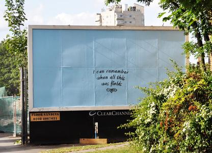  idiom text-message billboard london ukingdom