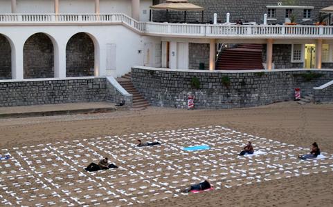  the-wa beach floor biarritz france