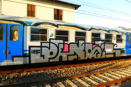 italy train -porto-