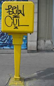  bew cul tags yellow postbox paris
