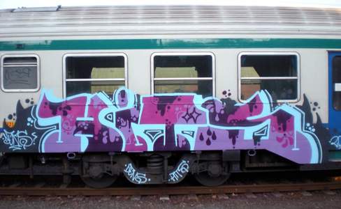  hits farm train purple torino italy