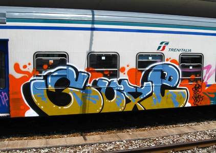  suxe train italy