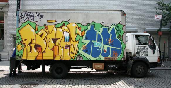  osgemeos toes truck nyc