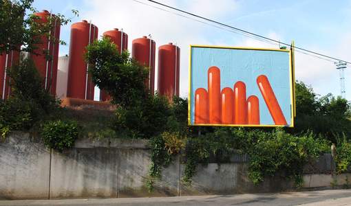 ox- orange billboard paris