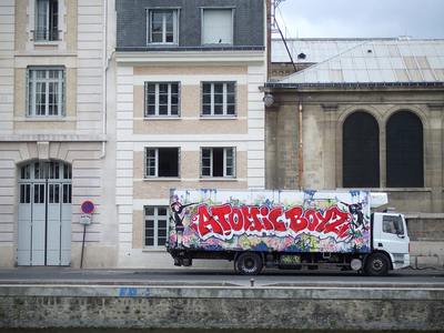  atomic-boyz truck paris