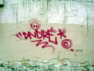 andre tags paris